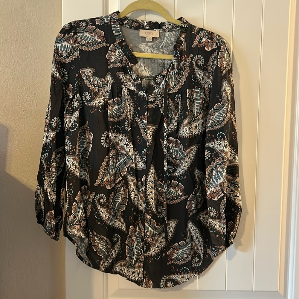 LOFT dark gray paisley blouse with ruffle neckline, button front, long sleeved.